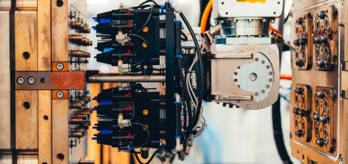 Spritzgussmaschine für medizinische Formteile