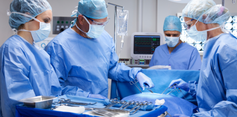 doctors performing general surgery